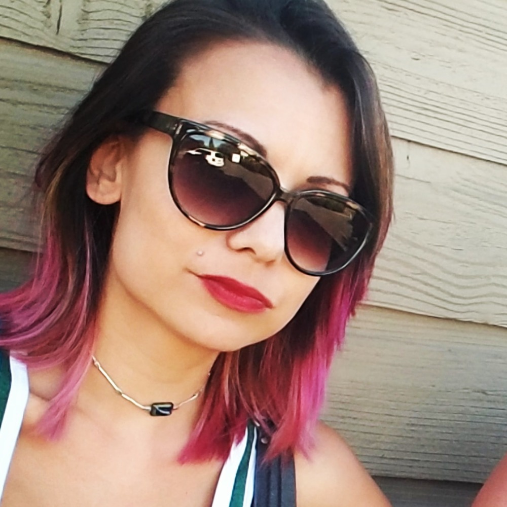 Meet your Posher, Vanessa